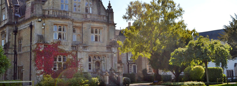 Warminster School